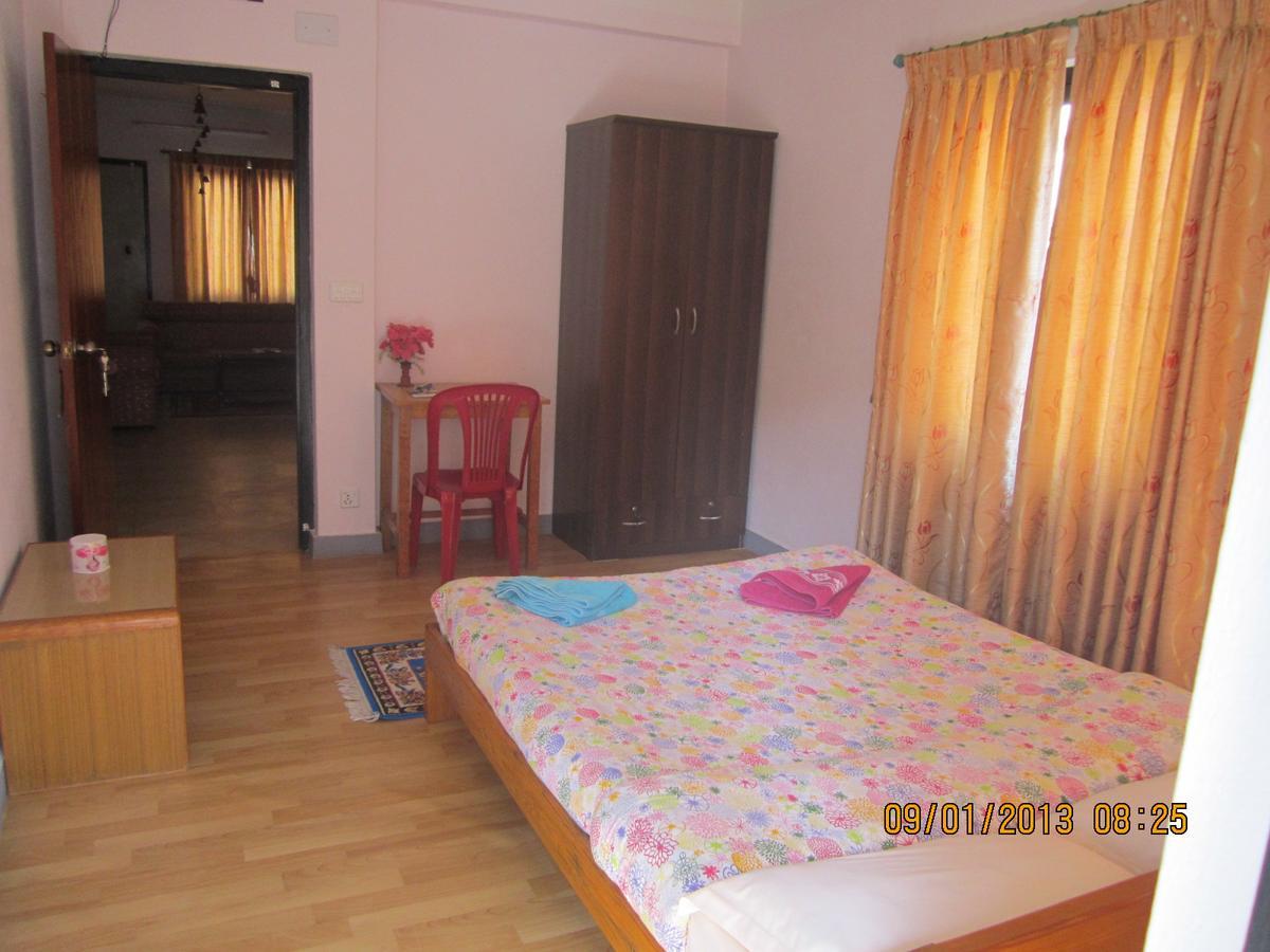 Le Rhododendron Chambres D'Hotes Kathmandu Exterior photo
