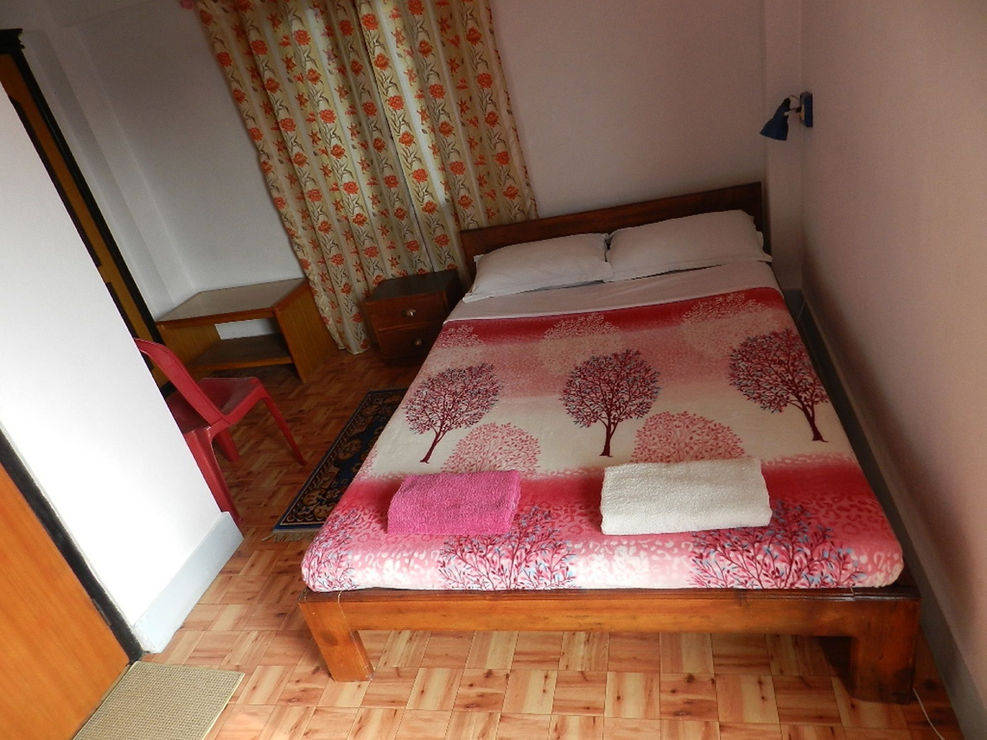 Le Rhododendron Chambres D'Hotes Kathmandu Exterior photo